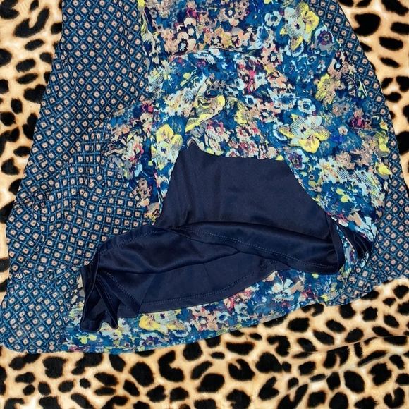 •XHILARATION• blue multi patterned flower dress in size small - Picture 8 of 8